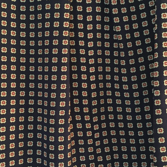 Navy blue with red and cream skirt - Picture 2 of 3