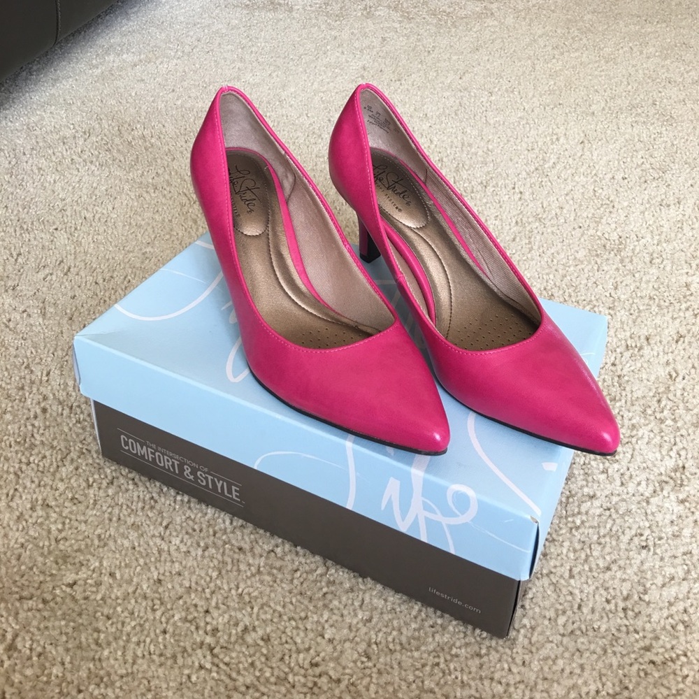 Life Stride Hot Pink Heels! Super Comfortable❤️❤️