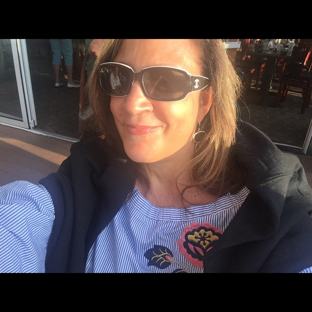 Meet your Posher, Nancy