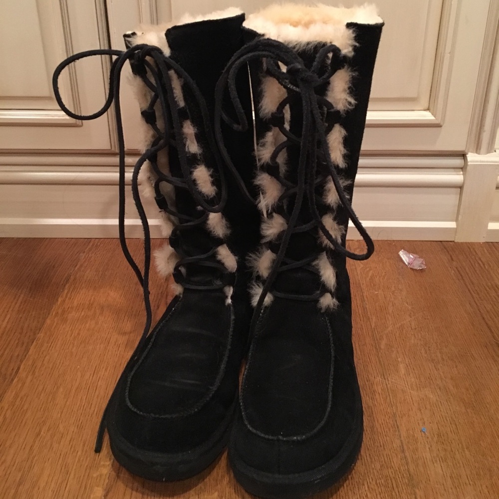 Authentic UGGS size 9