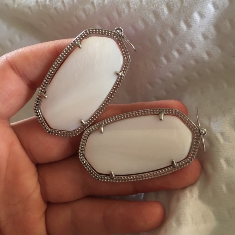 kendra scott earrings