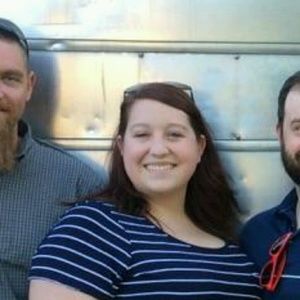 Meet your Posher, Lydia