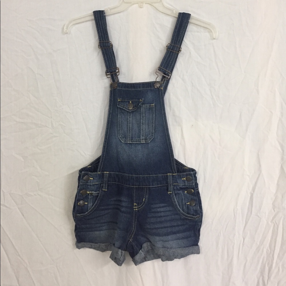 Woman's Juniors Short Overalls By lei Size XS