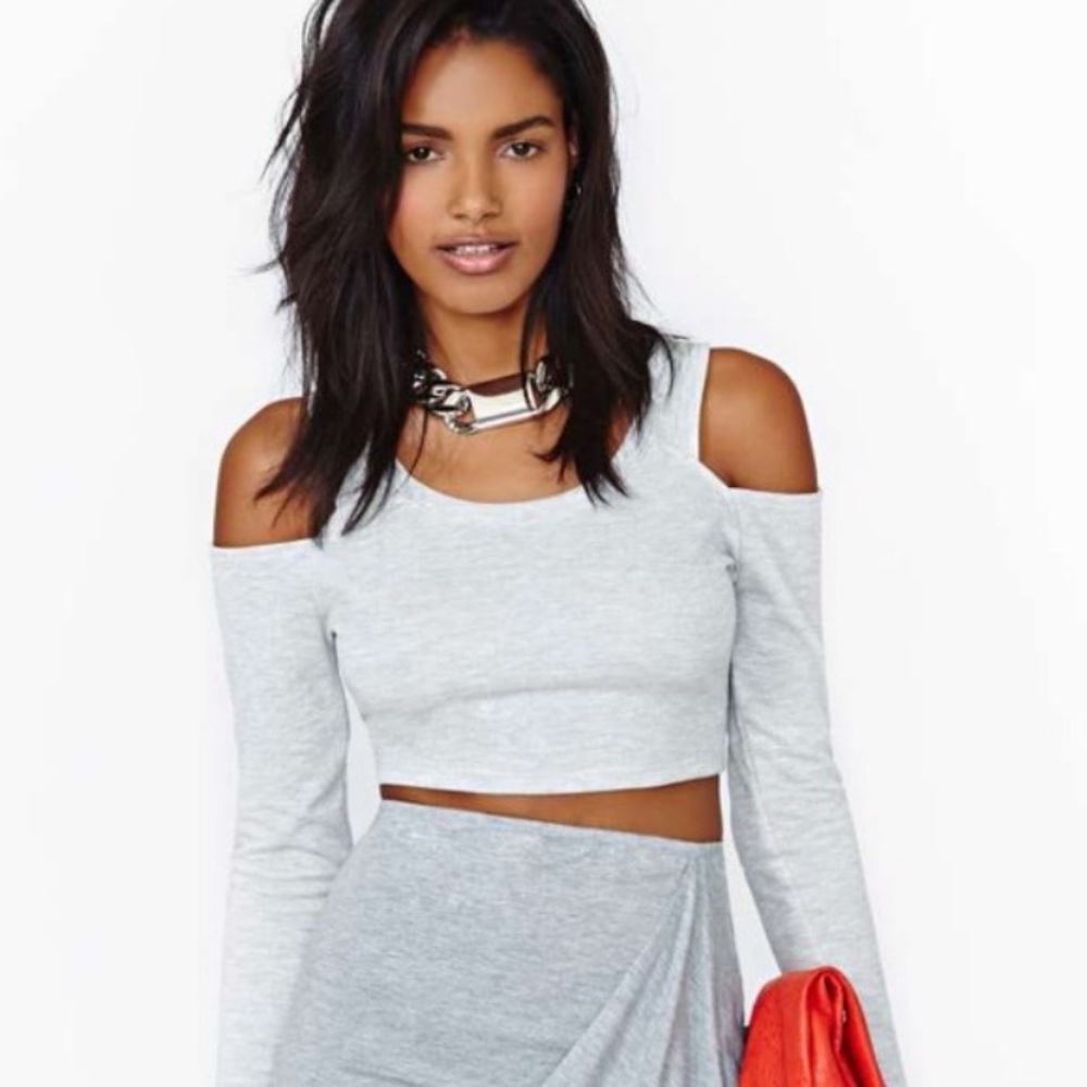 Nasty Gal XS Cut out shoulders Crop top