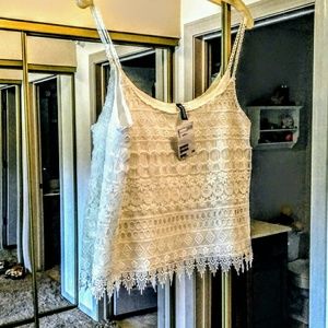 Beautiful White Lace Tank Top w/ fringe at bottom