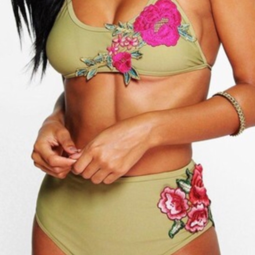 Boohoo high waisted floral appliqué bikini
