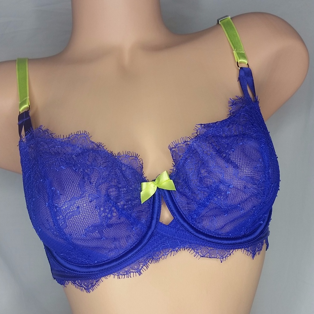 VS Very Sexy Unlined Demi Bra Eyelash Lace