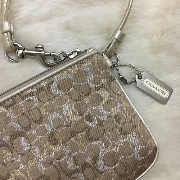 {Coach} Logo Wristlet - Picture 2 of 6