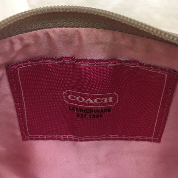 {Coach} Logo Wristlet - Picture 4 of 6