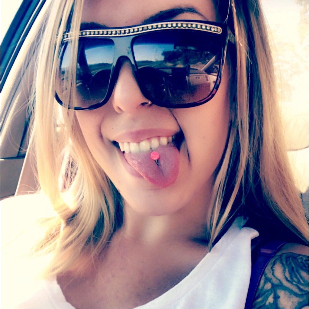 Meet your Posher, Piah