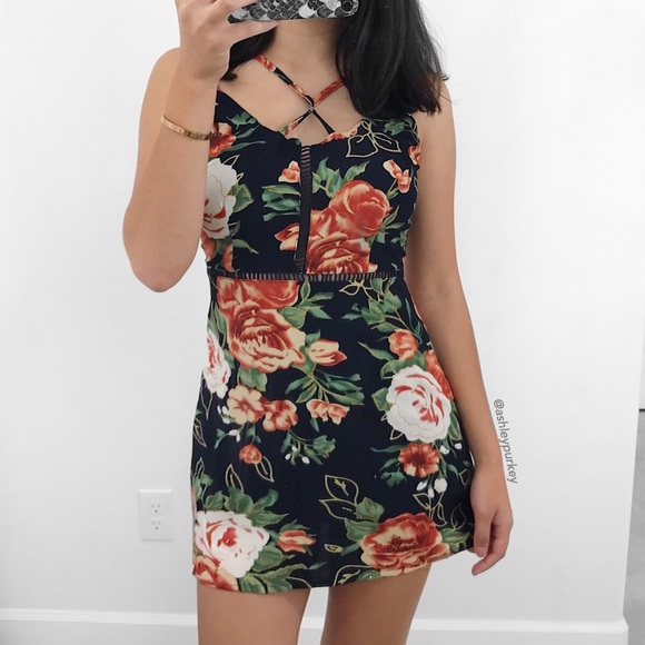 ❤️CLEARANCE❤️ navy and orange floral strappy dress - Picture 2 of 5