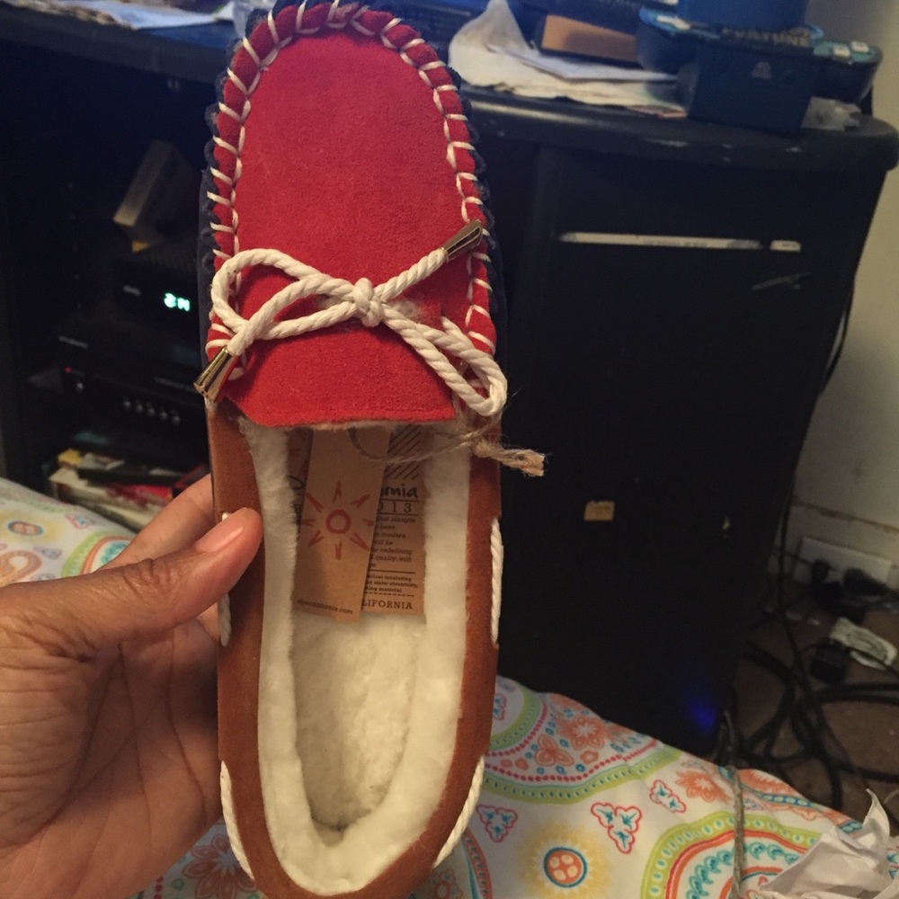 Britain wool multi mocassins size 8