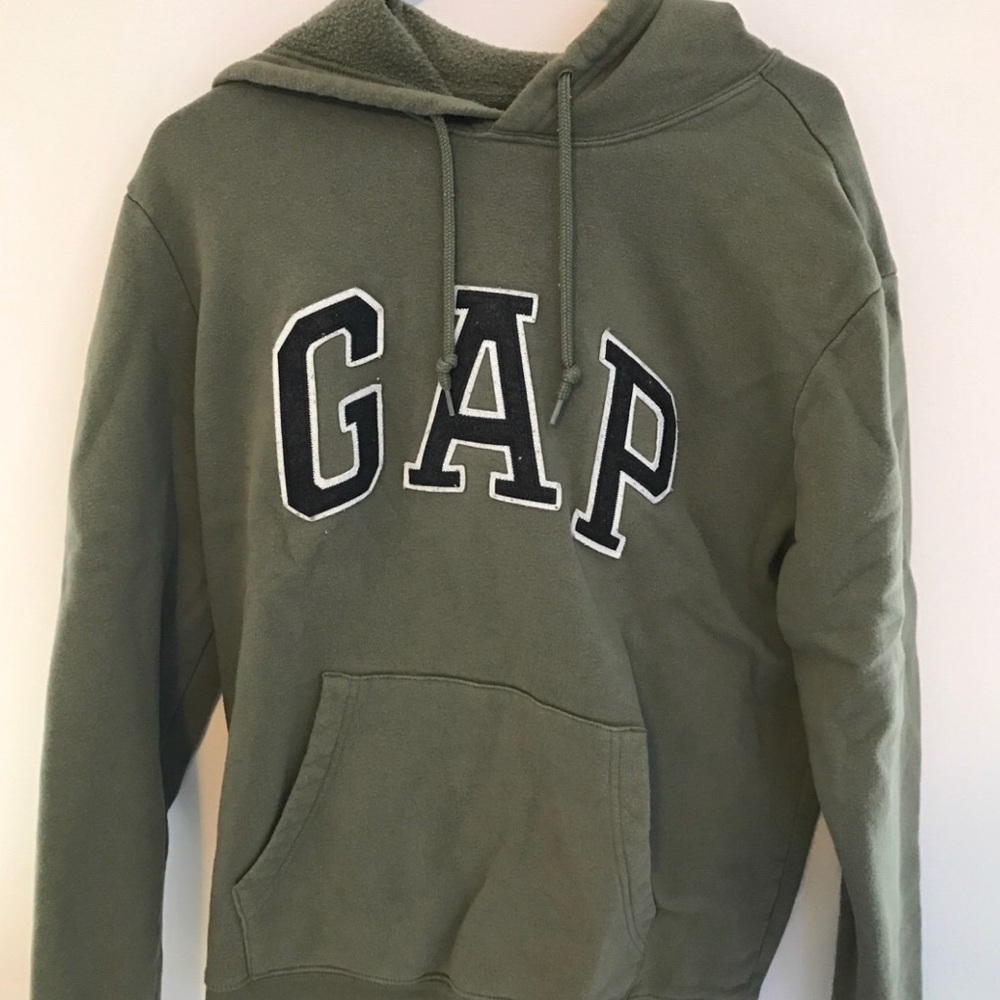 Classic GAP Sweatshirt
