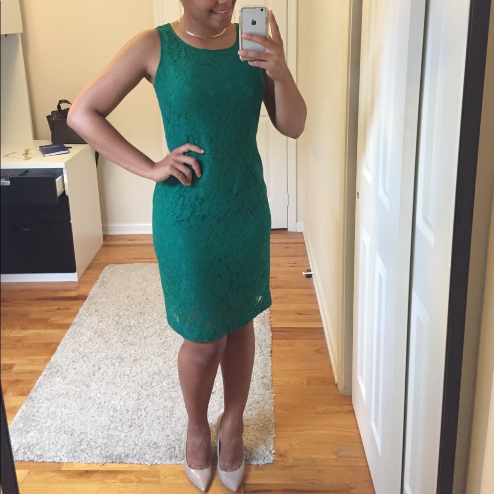 Banana Republic Green Lace dress