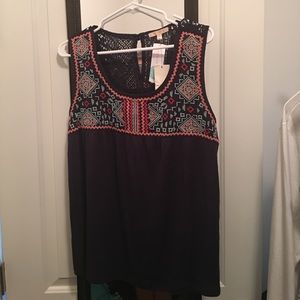 Sleeveless top