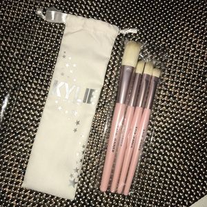 Kylie Birthday Collection brushes