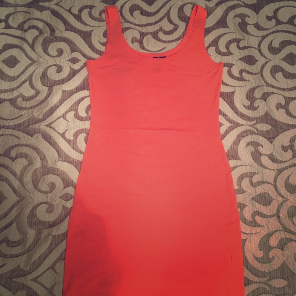H&M peach mini dress