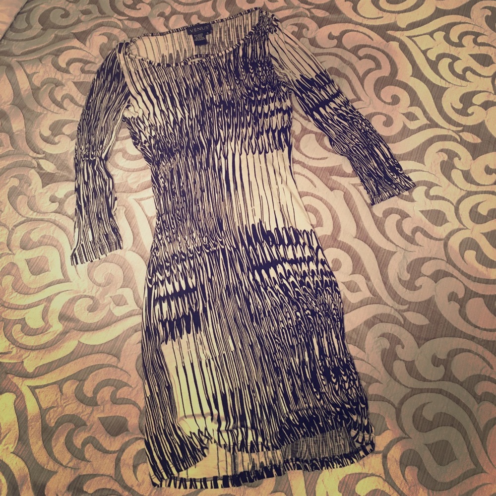 VENUS dress