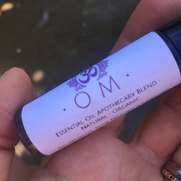 OM Essential Oil Roller ✨ Organic - Picture 5 of 7