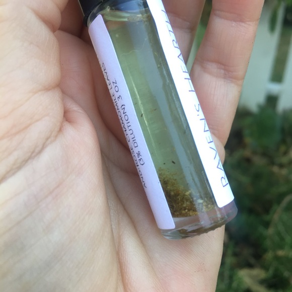 OM Essential Oil Roller ✨ Organic - Picture 7 of 7