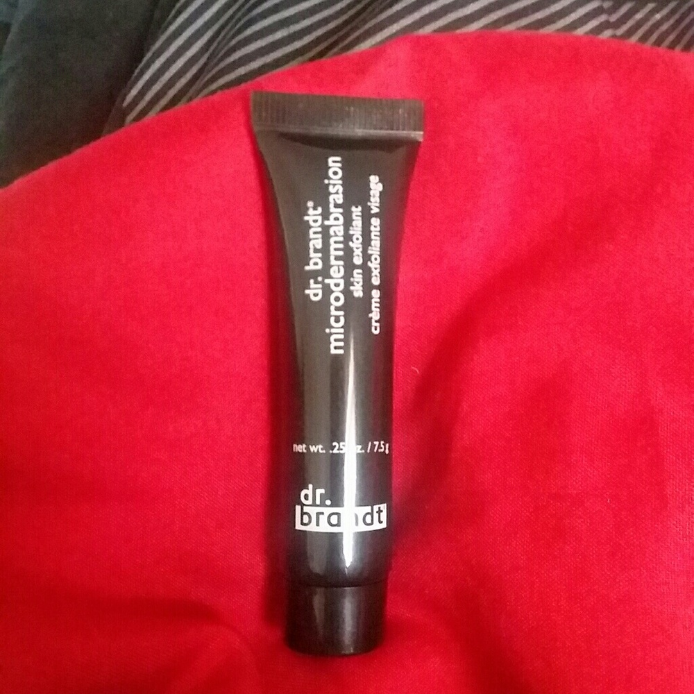 SOLD!!! New Dr. Brandt Microdermabrasion