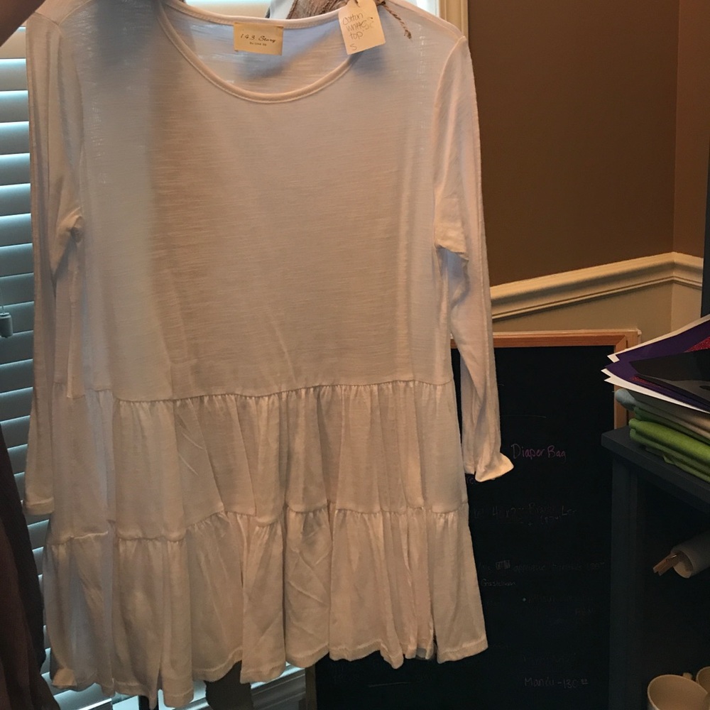 Cotton white ruffle top
