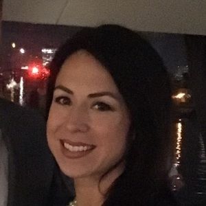 Meet your Posher, Stephanie