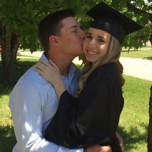 Meet your Posher, Mia