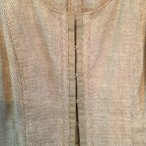 Shimmering taupe and white fitting jacket - Picture 3 of 4