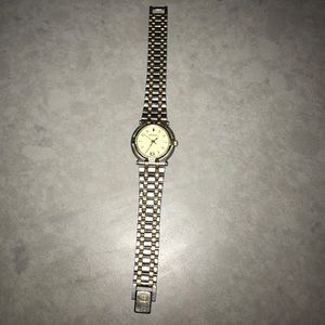 gucci women's watch