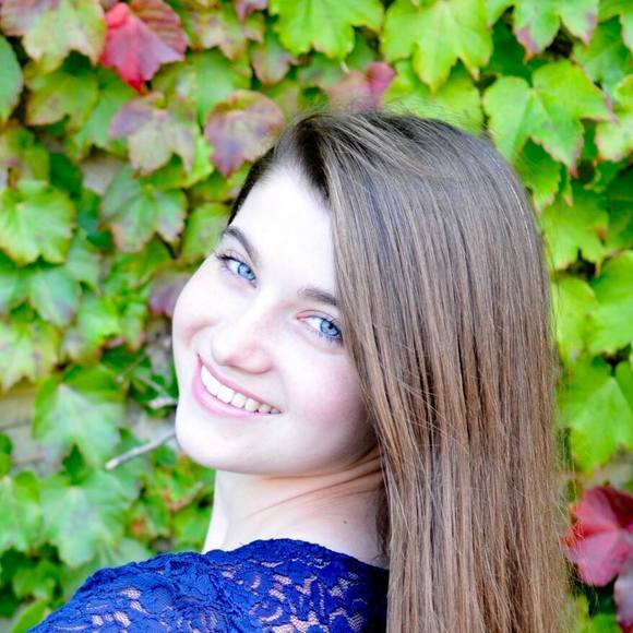 Meet your Posher, Celia - Picture 1 of 1