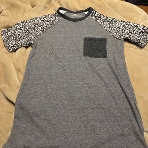 On the byas short sleeve pocket tee