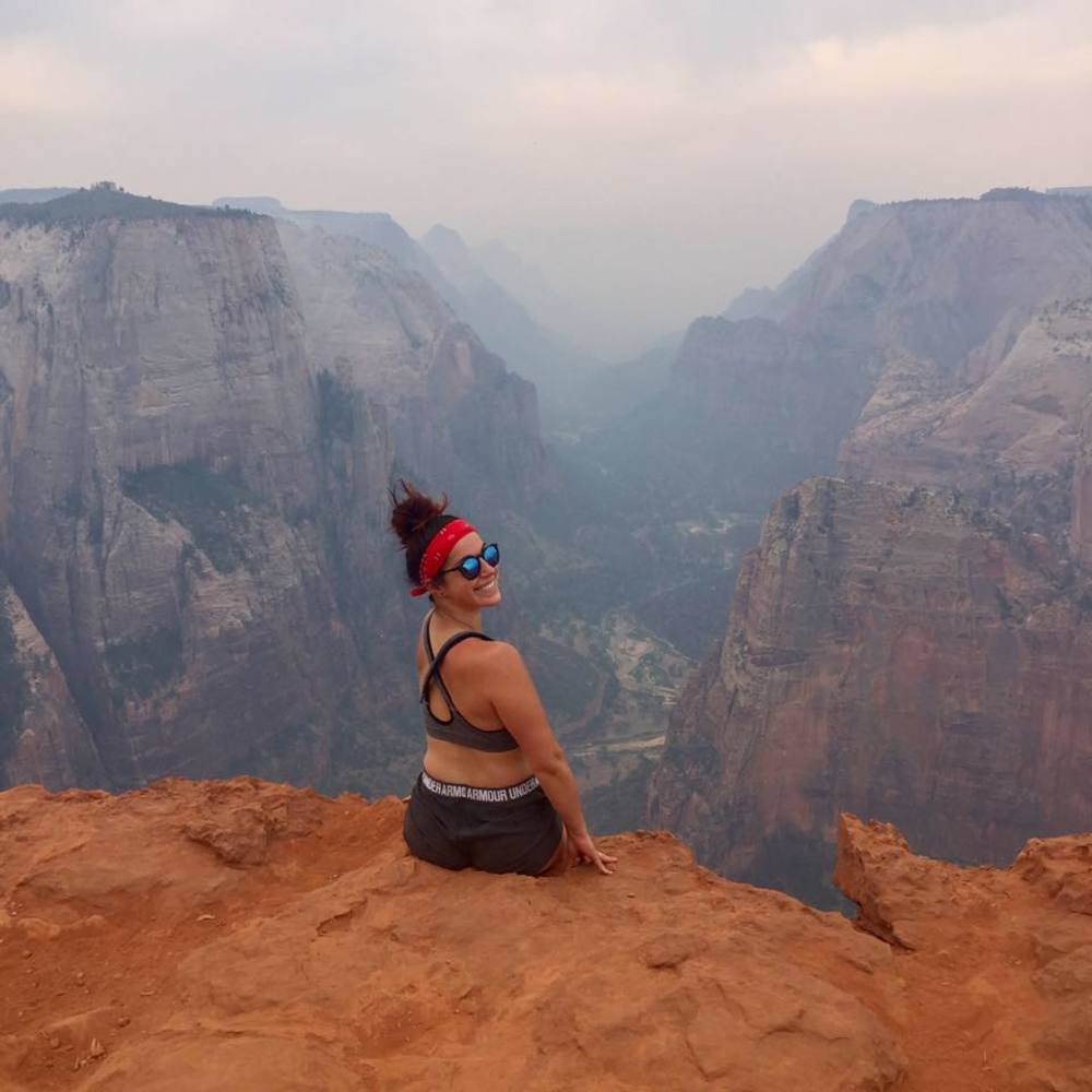 Meet your Posher, Claire