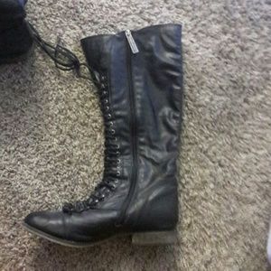 NEW PICS**Black tie up boots