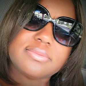 Meet your Posher, Arlisa