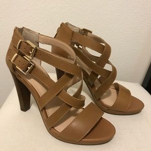 Banana Republic Daisey sandals