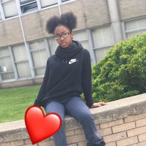 Meet your Posher, Laurel