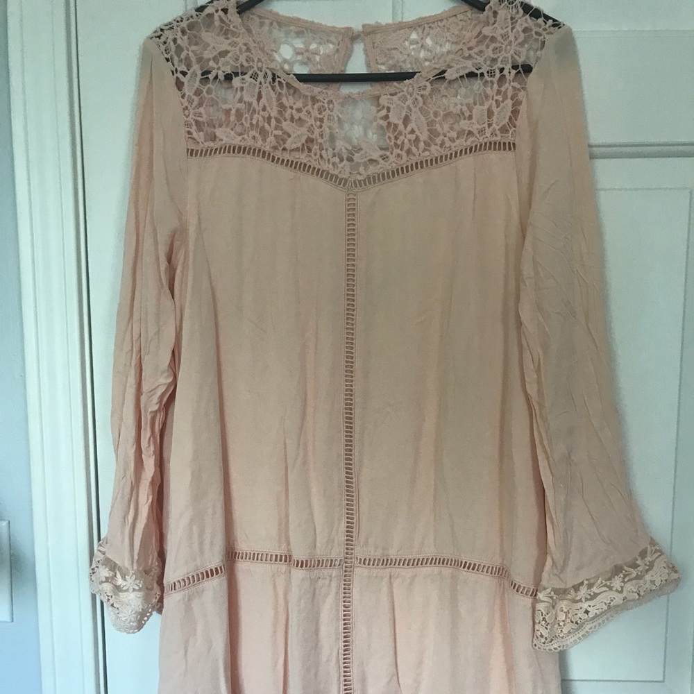 ❤️5 for 25! Peachy/blush dress