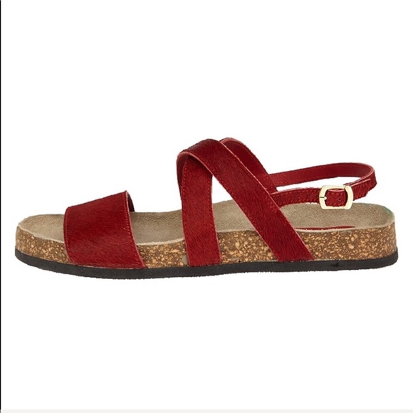 NIB Red Cowhide Hair Leather Boho Sandal - Picture 5 of 5