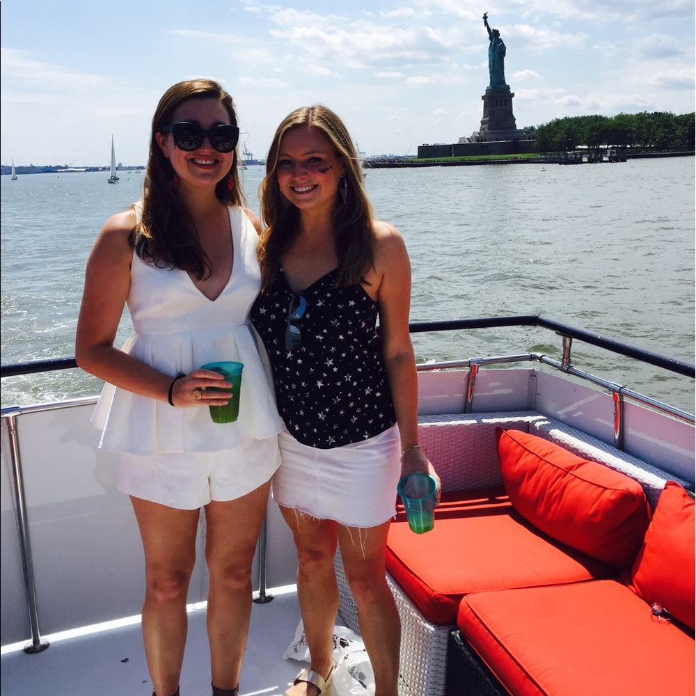 Meet your Posher, Felicia