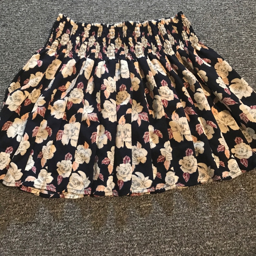 Floral Pleated Skirt