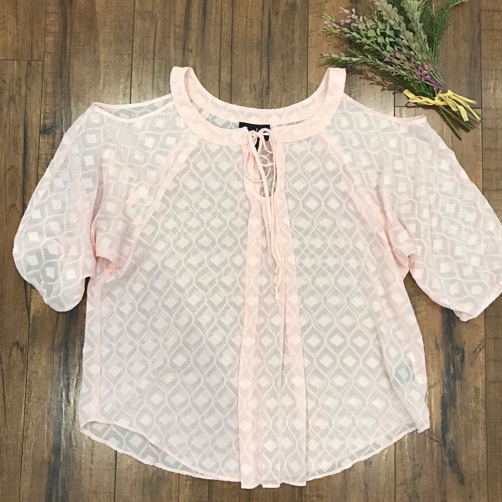 Cold shoulder top