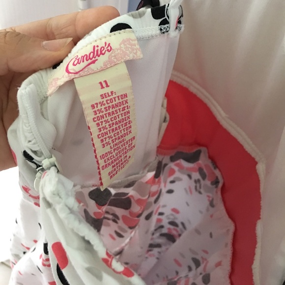 Candie's knee length dress. Like new condition. - Picture 3 of 3