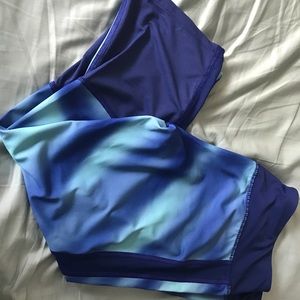 Cropped athletic leggings