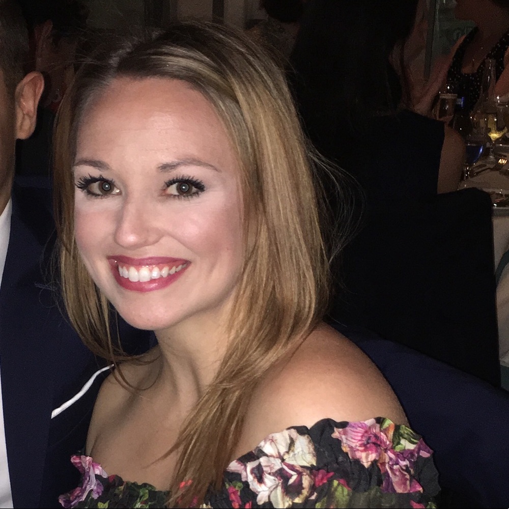 Meet your Posher, Cortney