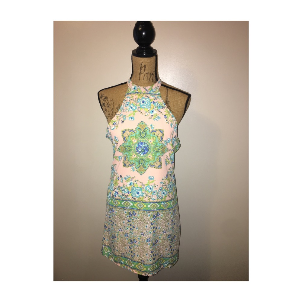 Summer dress, never worn tags still on