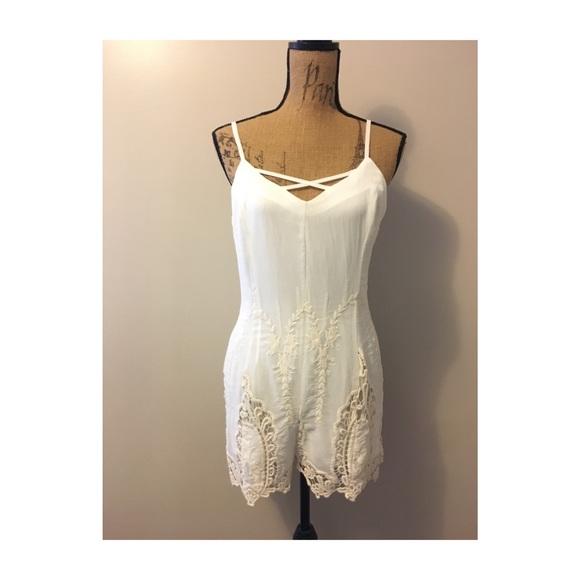 Romper never worn - Picture 1 of 1