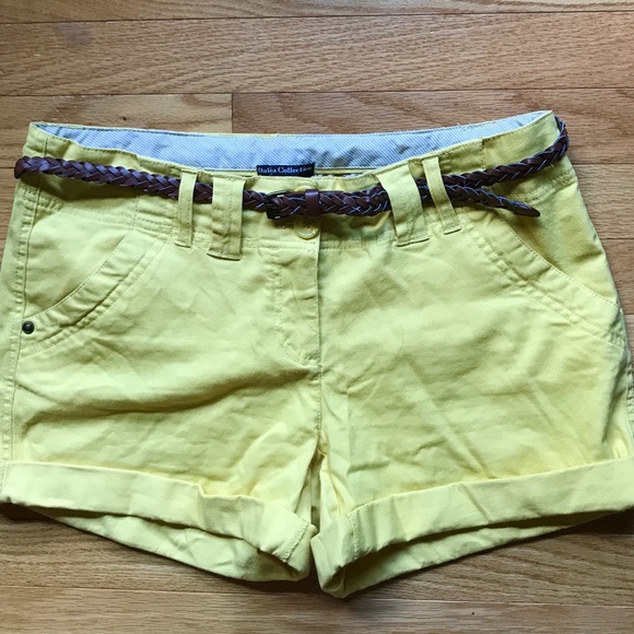 Dalia Collection Pants - Dalia Collection Yellow Rolled Shorts Size 8