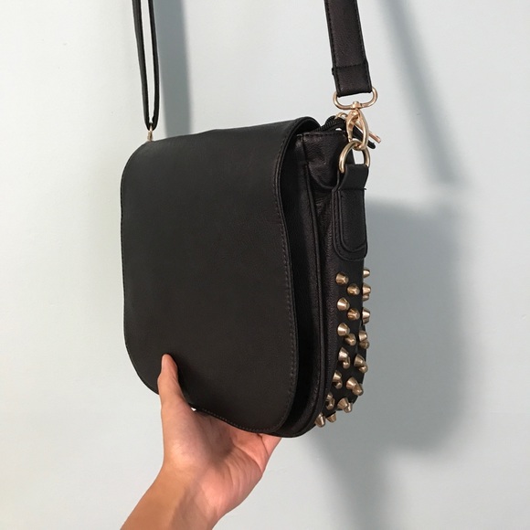 Handbags - NWT Faux leather gold studded bag