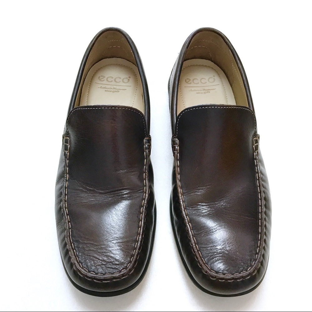 ECCO Classic Moc Loafers - Picture 1 of 8